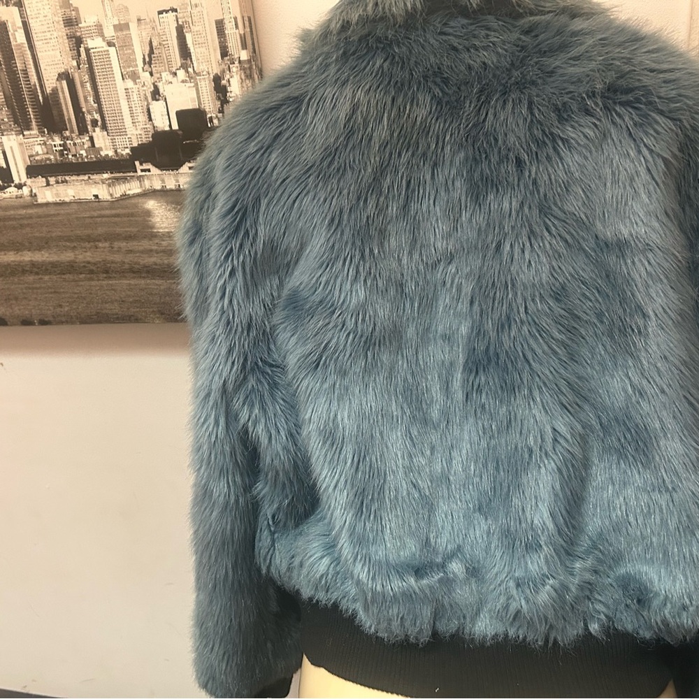 Express Blue Teddy Jacket - Picture 3 of 6